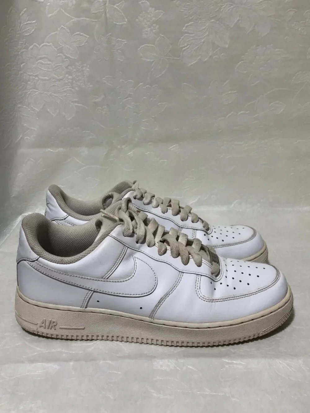 Nike Air Force 1 '07 Low Men’s Size 8 Triple White White Sneakers